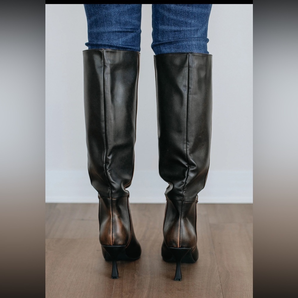 Oasis Society Pull On Pointed Toe Knee High Boots Faded Black Womens Size 10 - Picture 3 of 15